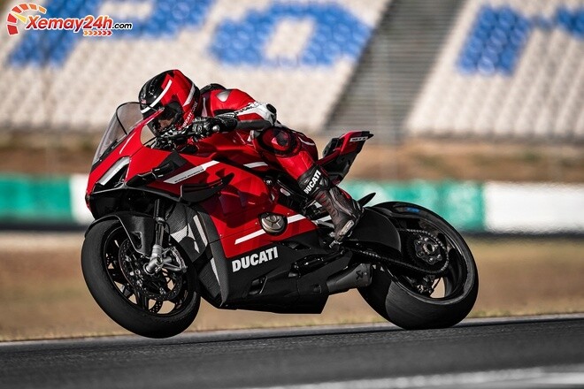 Gia Xe Ducati Moi Nhat